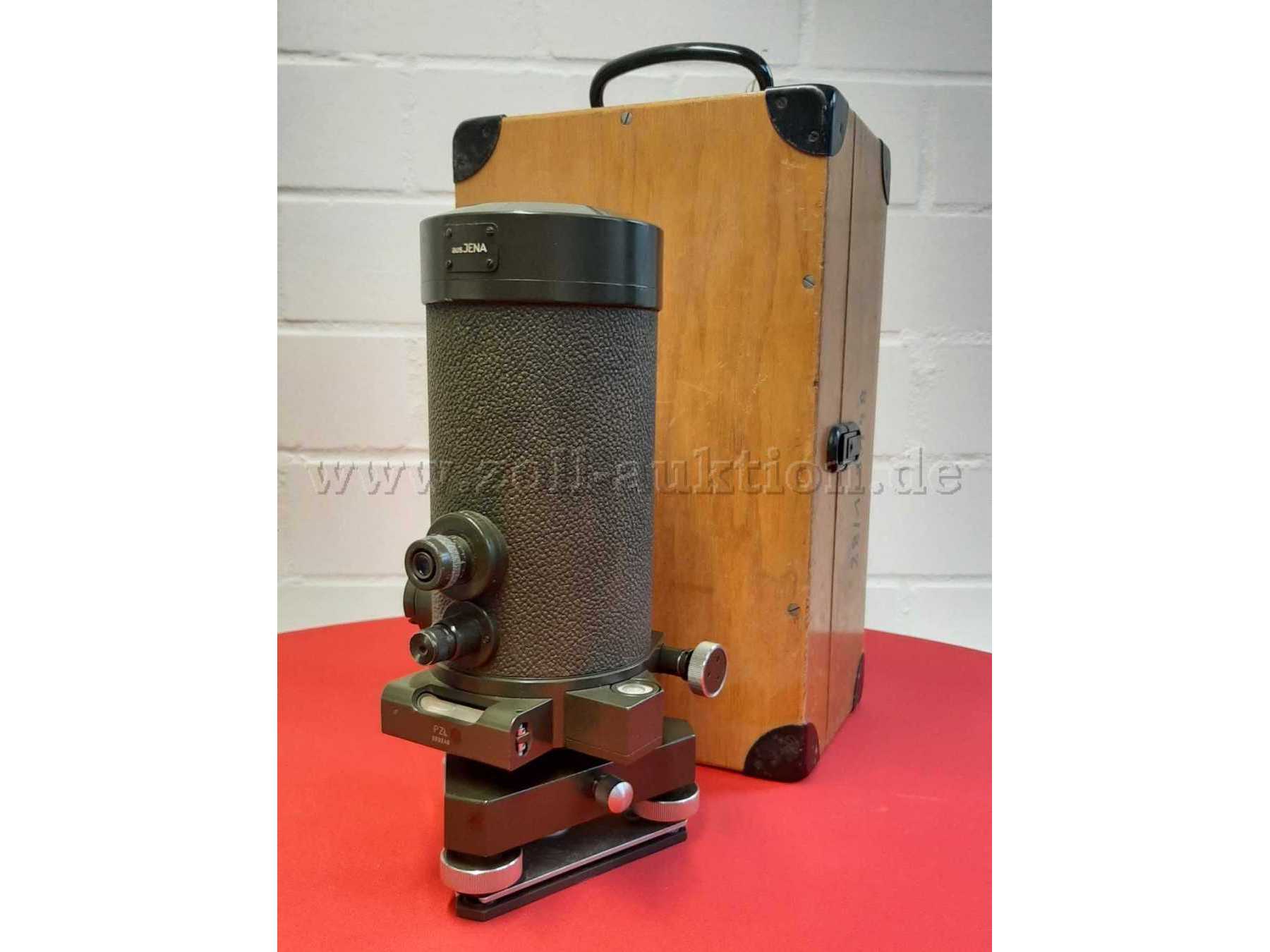 Instrument und Transportbehälter
vorne