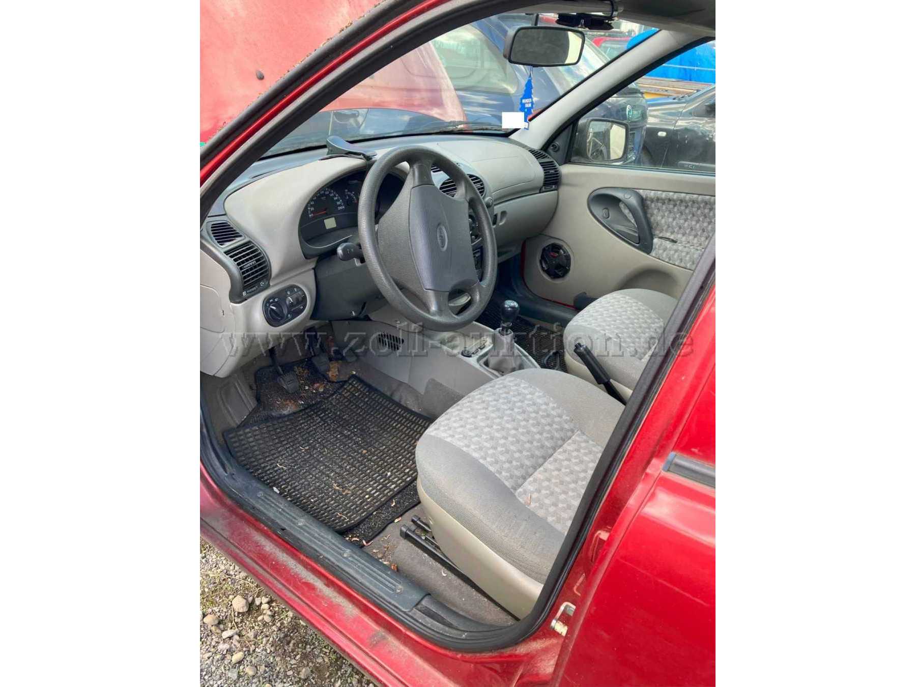 Innenansicht Fahrerseite