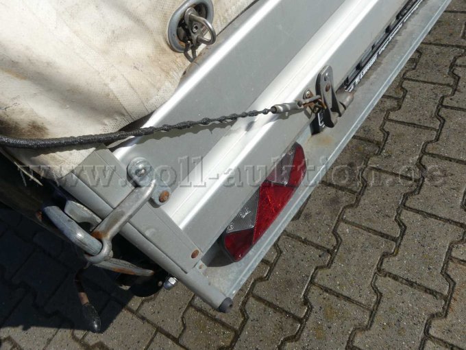 Anhänger Schäden hinten