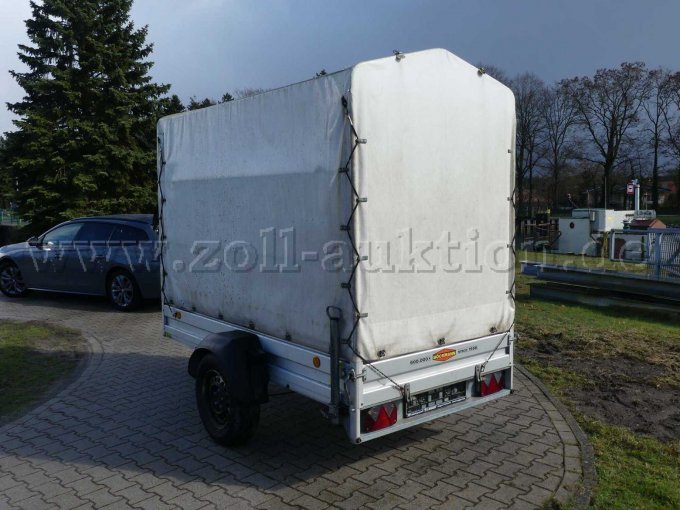 Anhänger hinten links