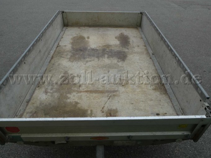 1 Böckmann Zentralachsanhänger CHSC, defekt, gebraucht: Detailansicht Ladefläche