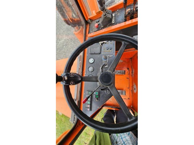 Conver C10S
Cockpit