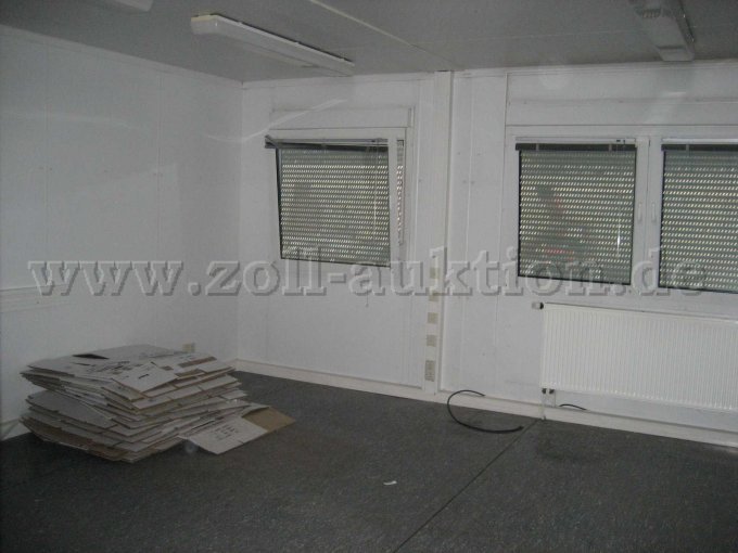 1 complex van kantoor- en sanitaircontainers van 12 m x 12 m – foto 8 – kavel bij Zoll-Auktion, Velten