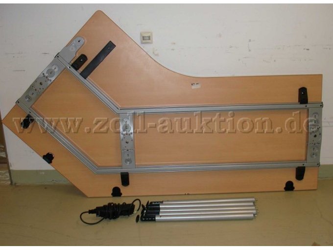 linker Freiformtisch zerlegt