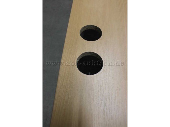 Kabelauslass ohne Einsatz