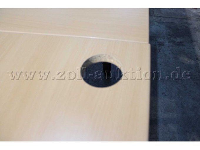 Kabelauslass ohne Einsatz