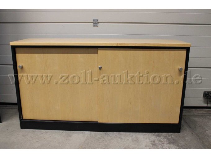 Schiebetürenschrank