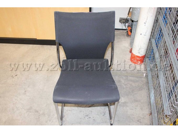 Freischwinger Frontansicht