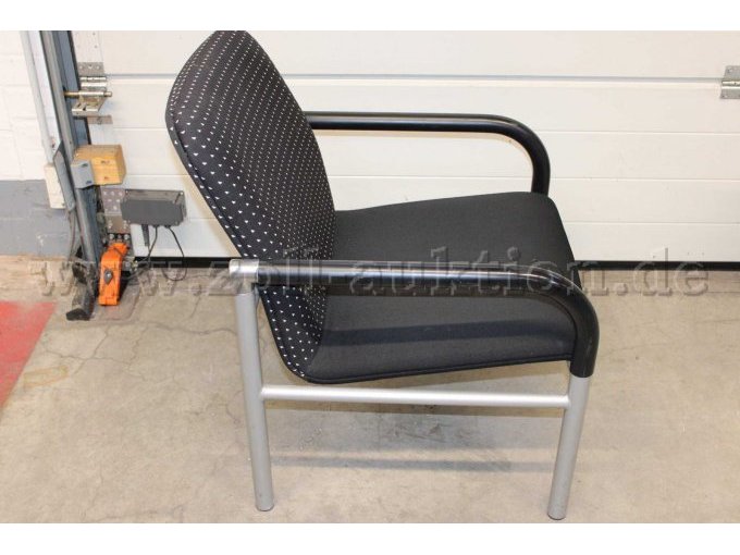 Besprechungsstuhl Seitenansicht