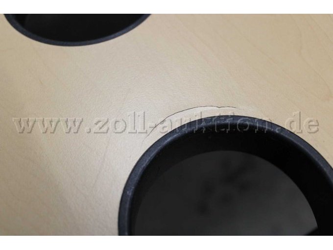 Beschädigung Tischplatte