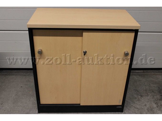 Schiebetürenschrank geschlossen