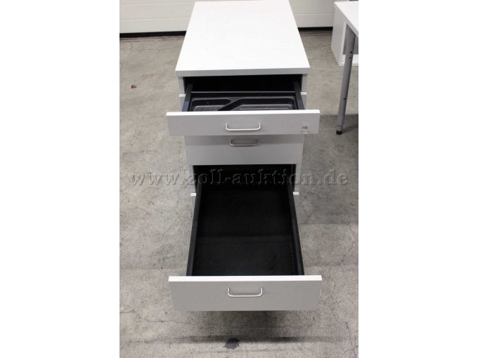 Beistellcontainer offen