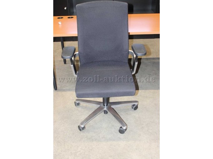 Drehstuhl Vorderseite