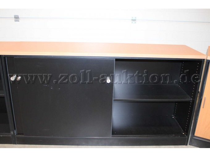 Schiebetürenschrank 160 cm geöffnet