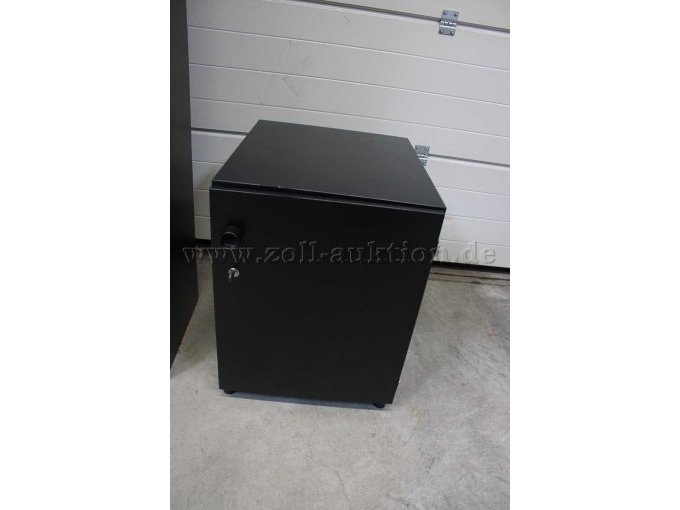 Schrank geschlossen