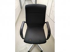 Ansicht vorne - defekt Polster