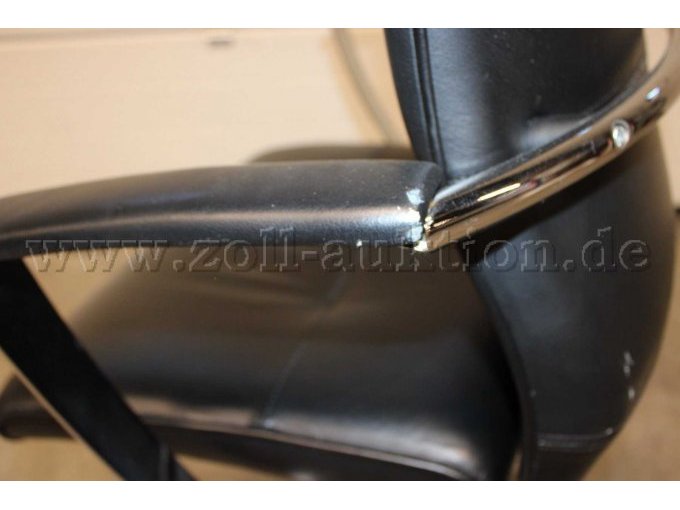 Kratzer Armlehne links