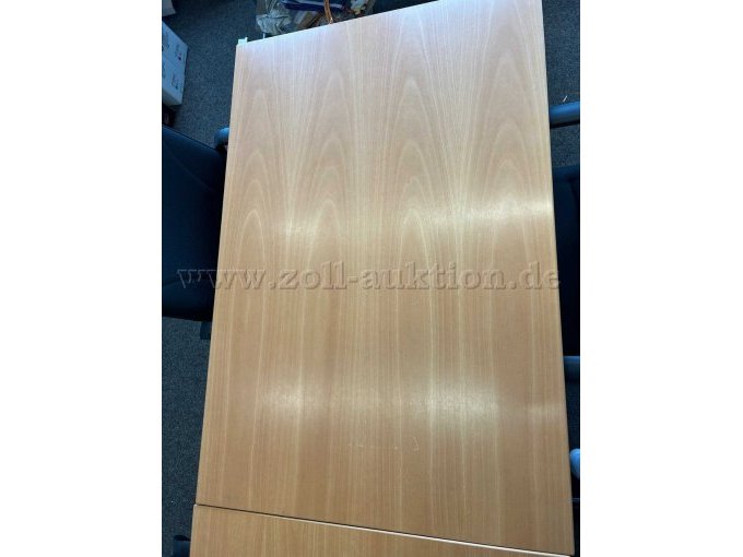 Besuchertisch groß (Abnutzung, Verschmutzung, Kratzer)