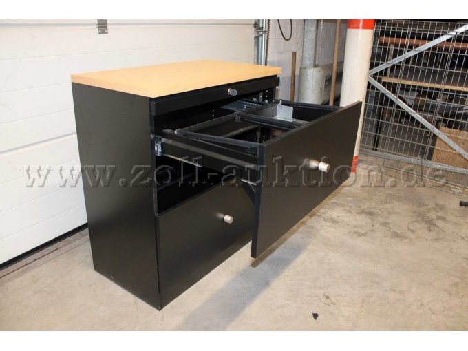 Schubladenschrank offen