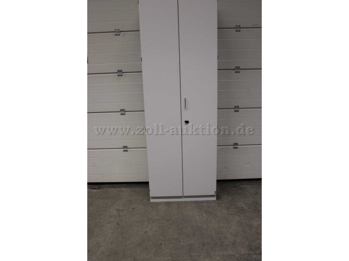 Flügeltürenschrank