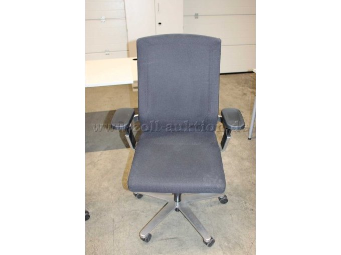 Drehstuhl Frontansicht