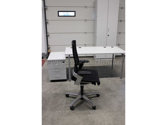 Drehstuhl Seitenansicht