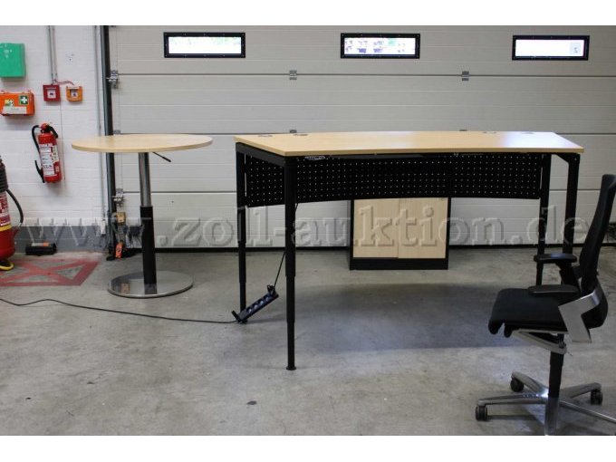 beide Tische hochgefahren