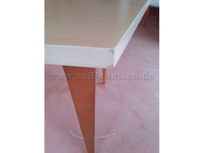 Trauzimmertisch Abnutzung Tischecken