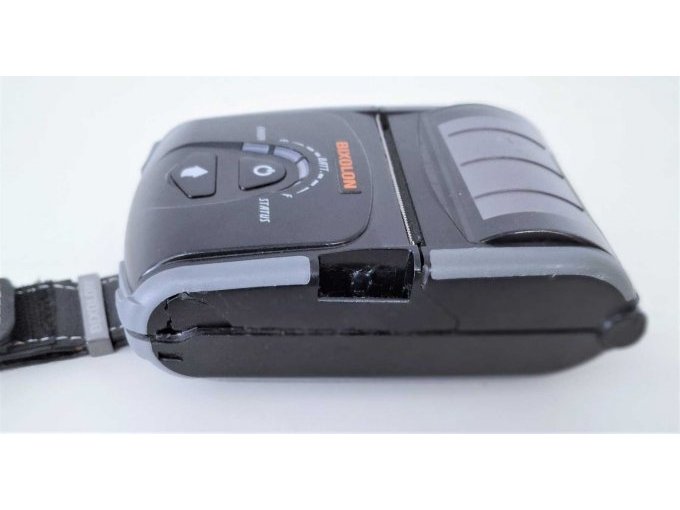 Seitenansicht mit Beschädigung