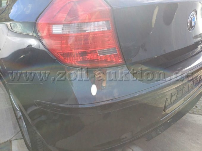 1 BMW 116d - gebraucht als Teilespender – foto 11 – kavel bij Zoll-Auktion, Pepinster
