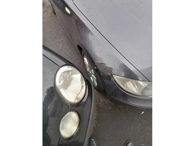 Schaden Front (Beifahrerseite) BMW 116i