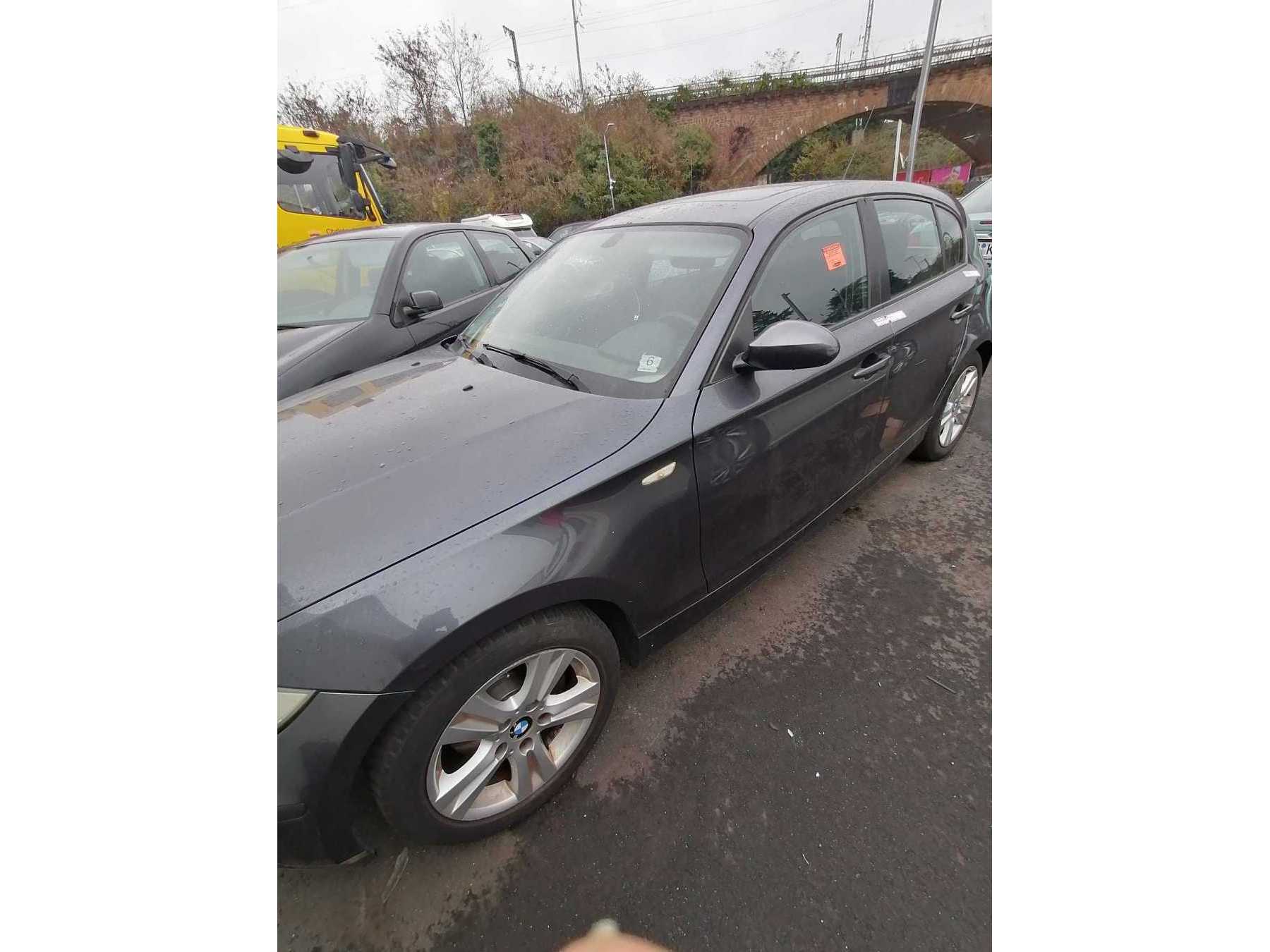 Seitenansicht (2) BMW 116i