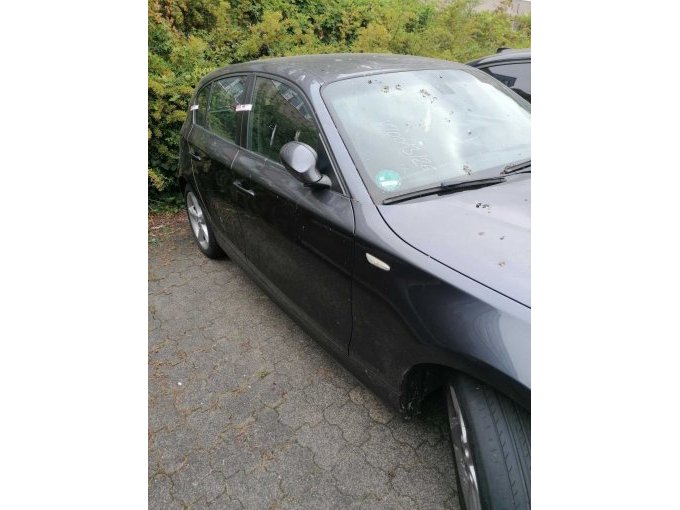 Seitenansicht rechts BMW 118d