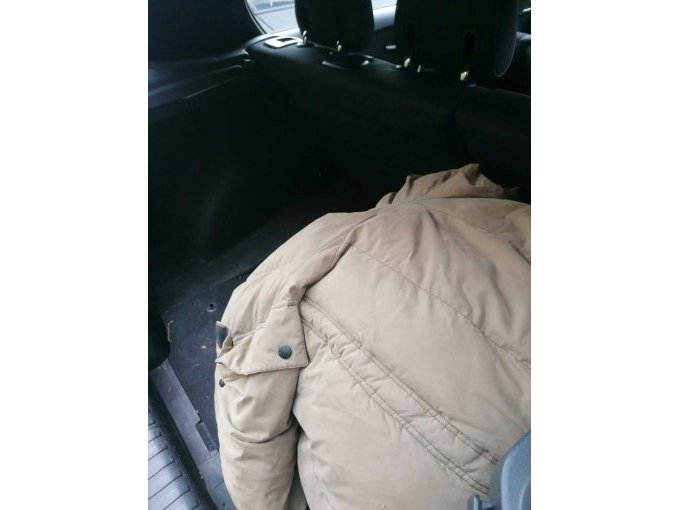 Ansicht 3 Kofferraum mit im Fahrzeug befindlichen Gegenständen BMW 118d