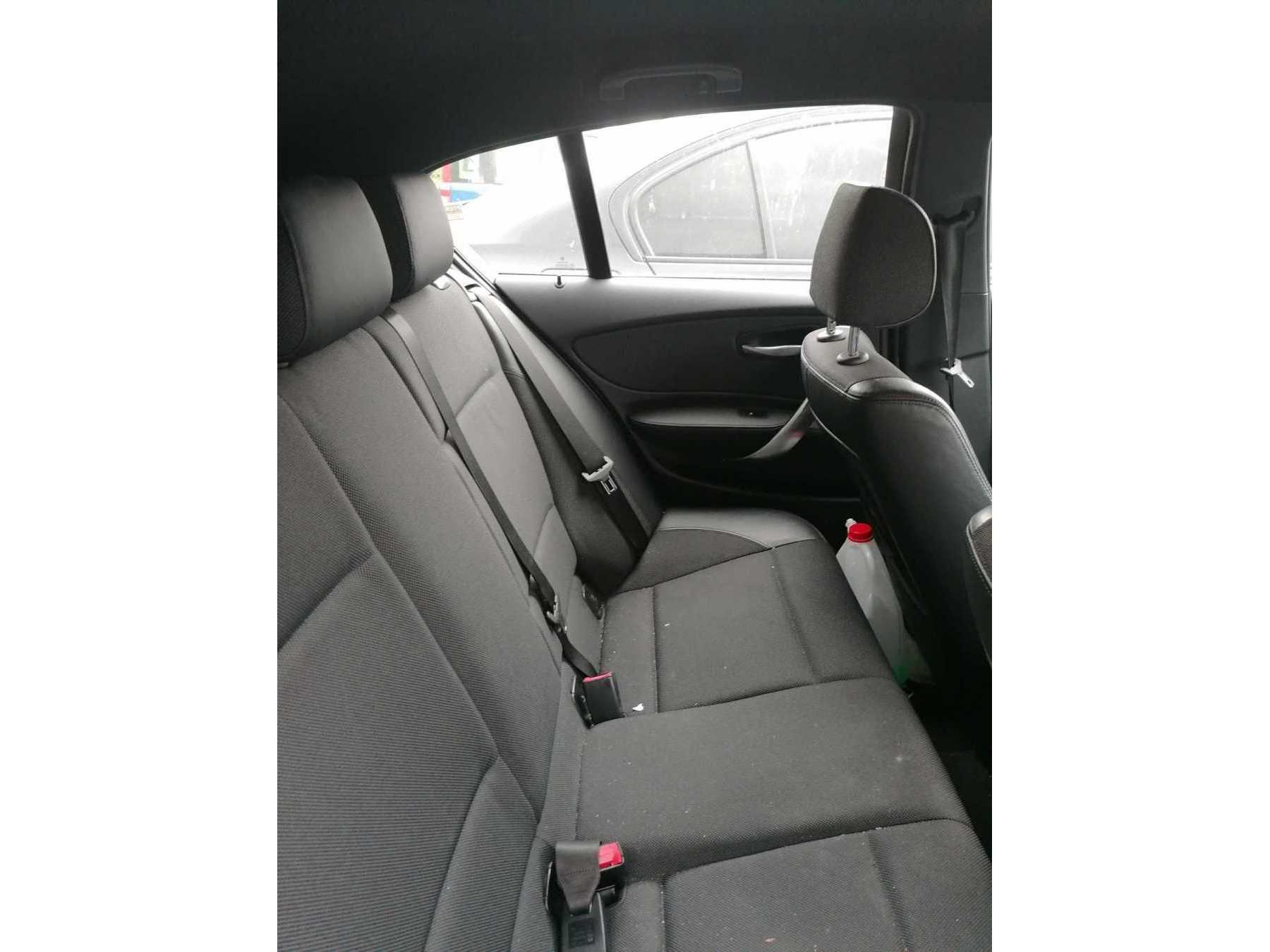 Ansicht Innenraum hinten BMW 118d
