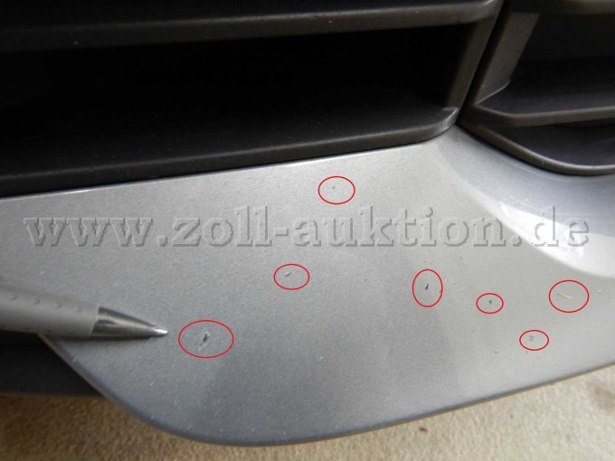 Stoßfänger vorne: Steinschläge