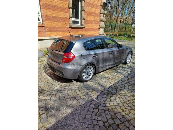 Ansicht hinten rechts