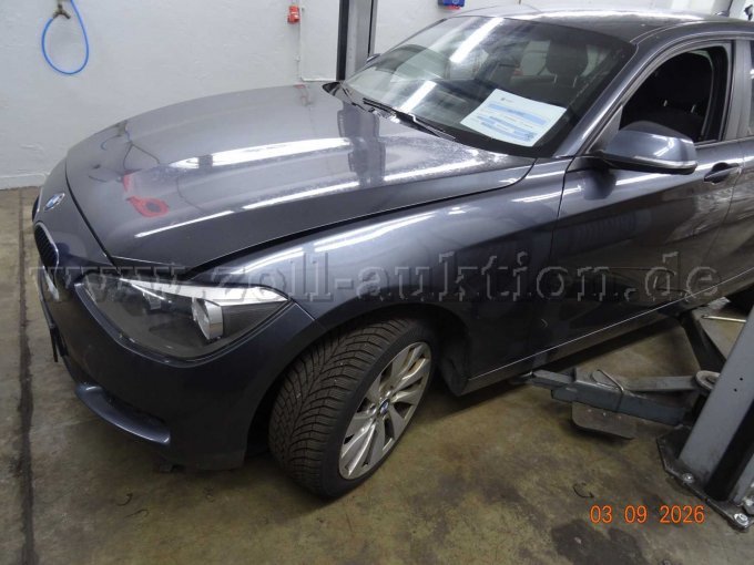 1 BMW 125d (1K4), Steinschlag Frontscheibe im Fernsichtbereich – foto 7 – kavel bij Zoll-Auktion, Braunschweig
