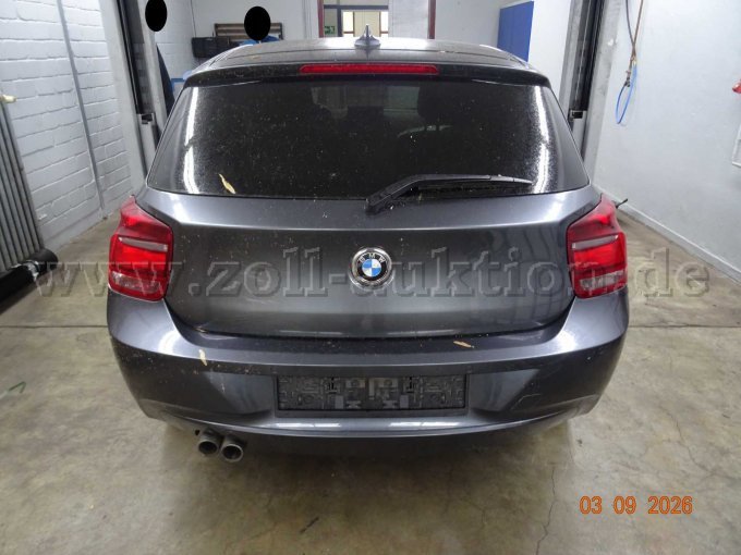 1 BMW 125d (1K4), Steinschlag Frontscheibe im Fernsichtbereich – foto 4 – kavel bij Zoll-Auktion, Braunschweig