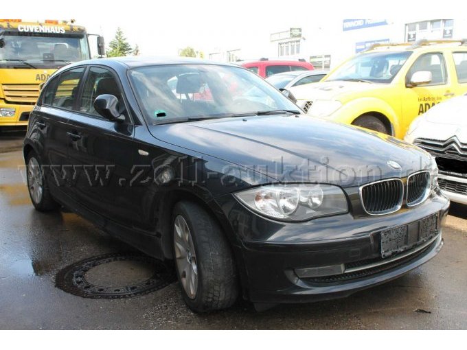 BMW 1er   -vorne rechts-