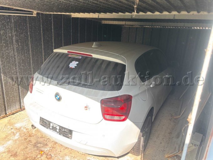 Heckansicht BMW