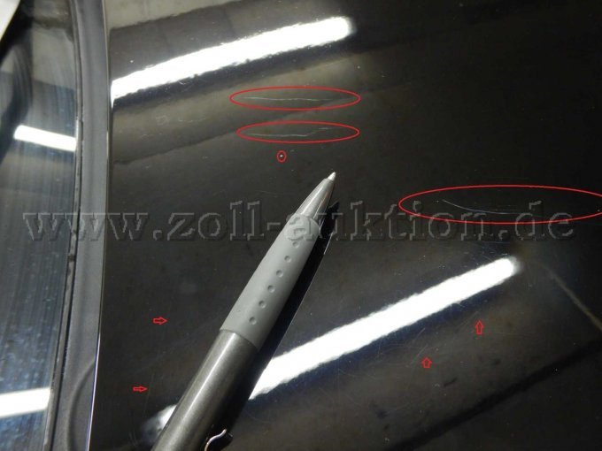 Motorhaube: Kratzer und Steinschläge