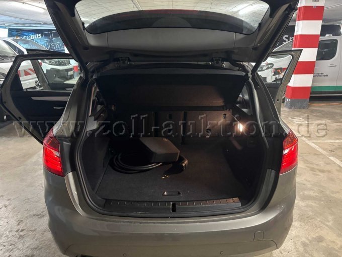 1 BMW 225xe Plug-in Hybrid mit Akkuschaden (silber) – foto 7 – kavel bij Zoll-Auktion, Norderstedt