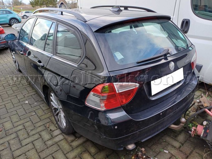 BMW 318D - hinten links