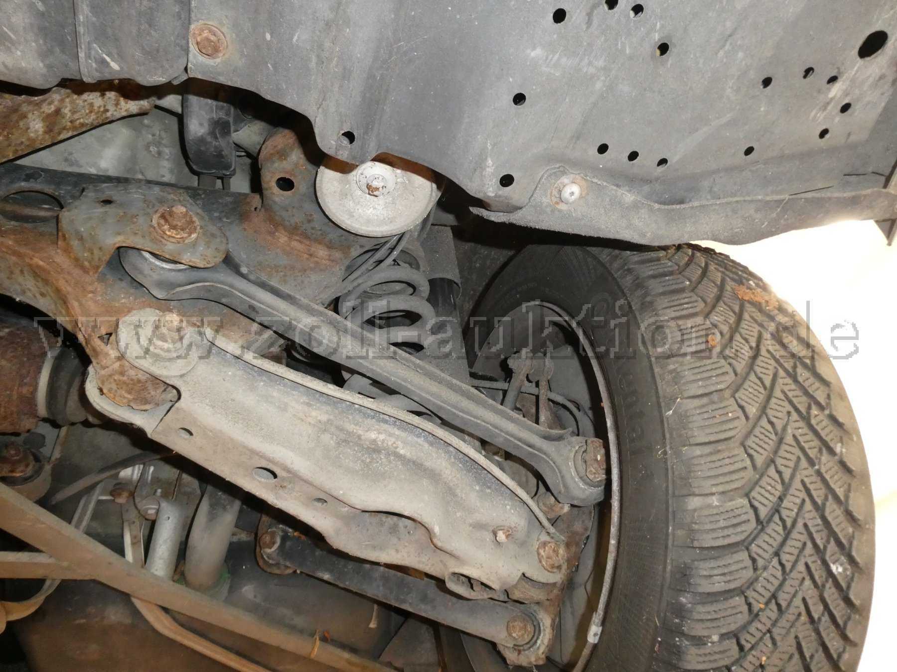 Unterboden / Achsaufhängung