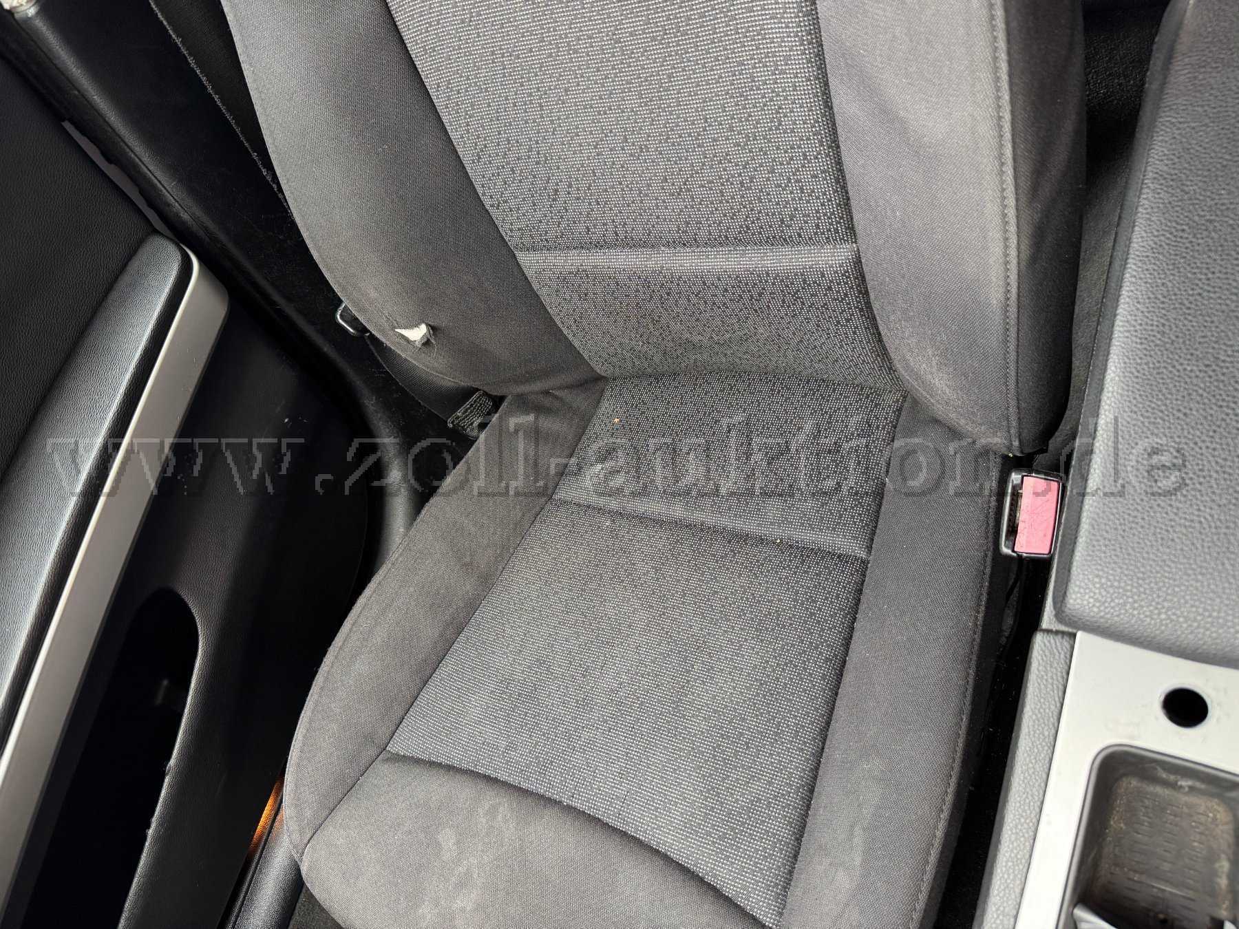 Sitzpolster beschädigt