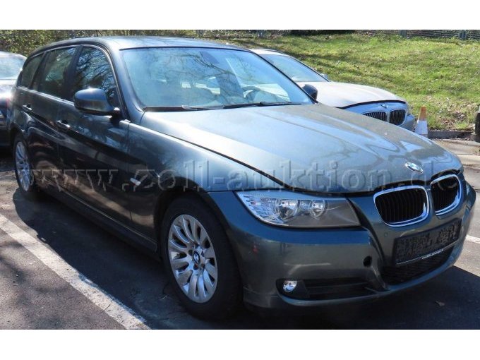 Ansicht diagonal vorne rechts