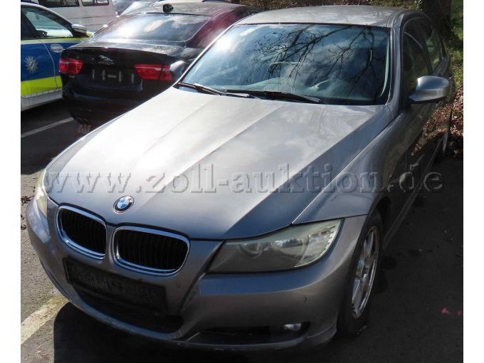 Ansicht vorne links seitlich