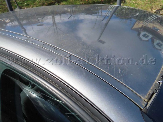 Ansicht 
Lackschaden Dach