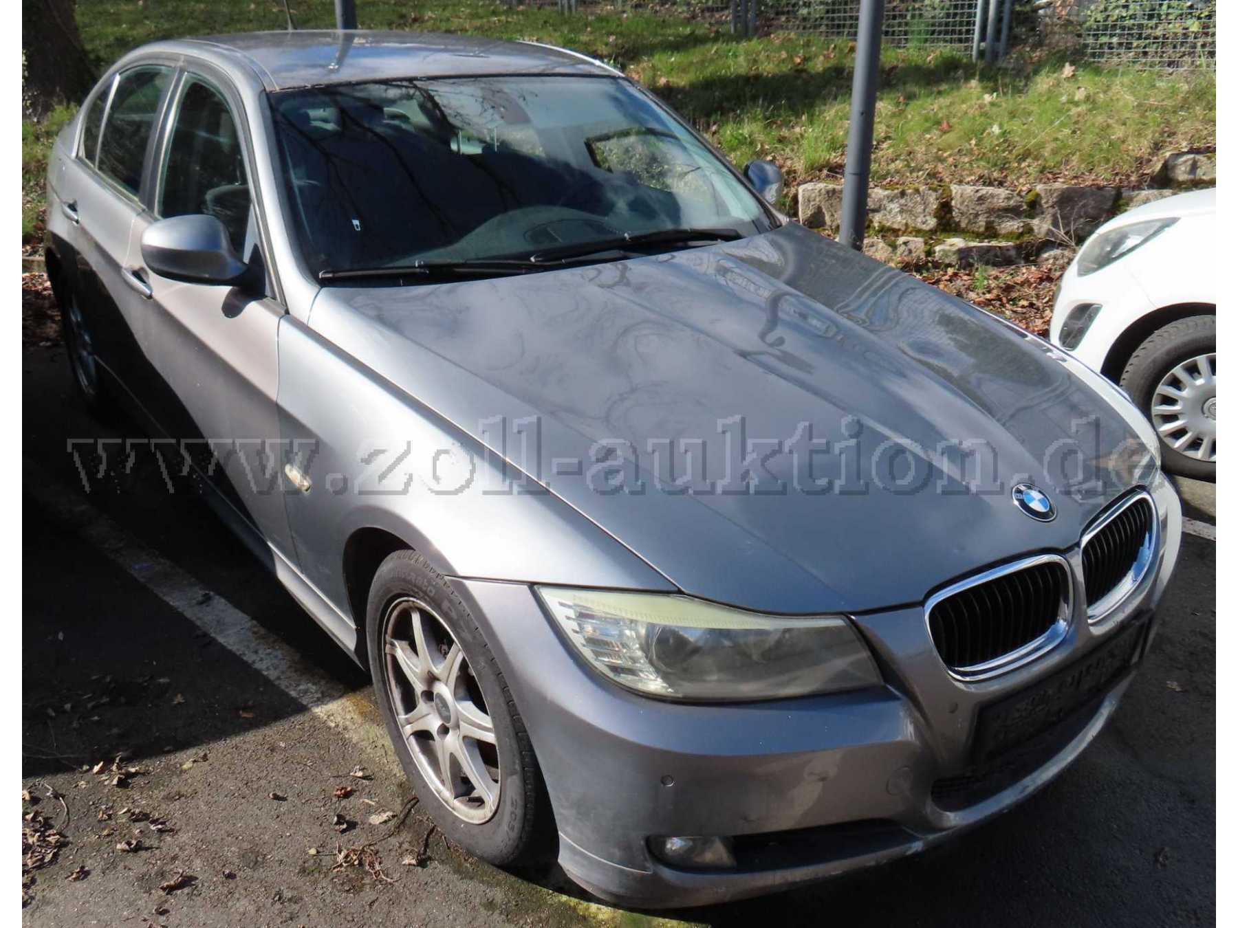 Ansicht vorne rechts seitlich